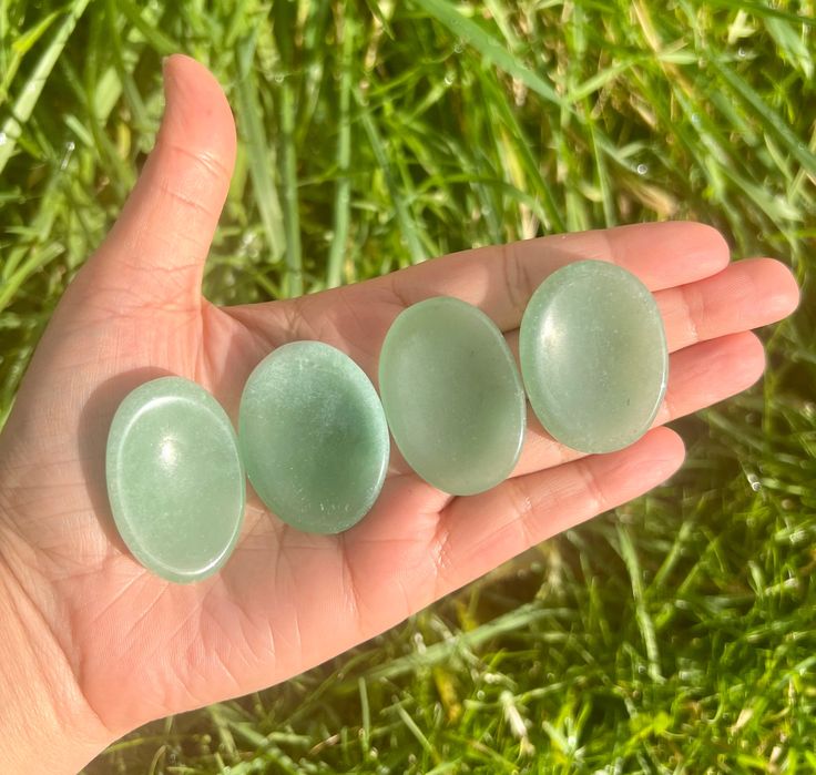 Crystal Worry Stone neom.soul