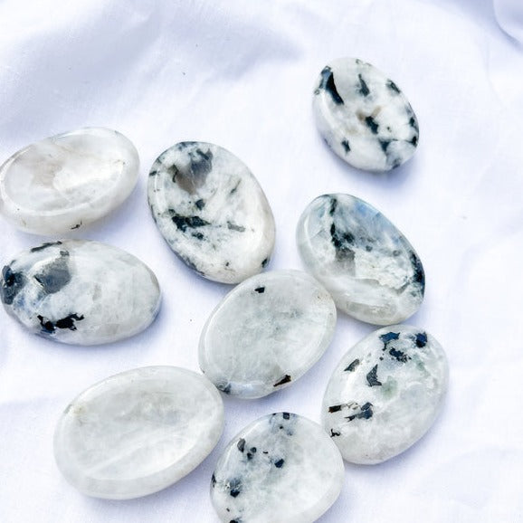 Crystal Worry Stone neom.soul