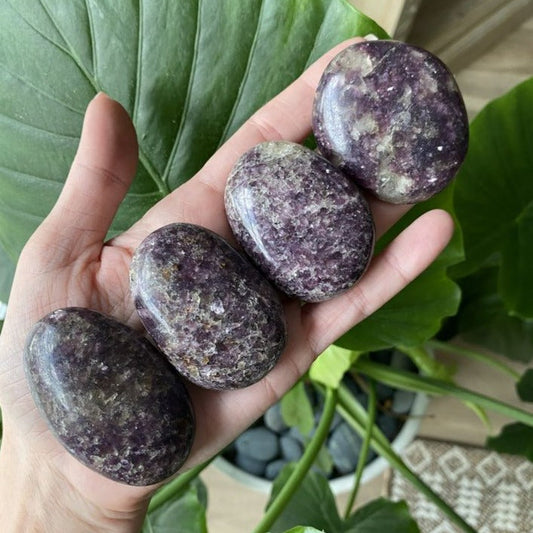 Lepidolite neom.soul