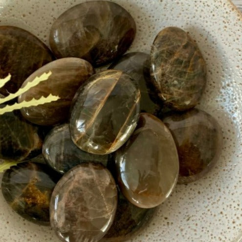 Moonstone - Black neom.soul