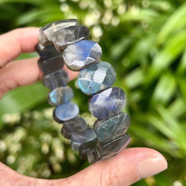 Labradorite Oval Stretch Bracelet